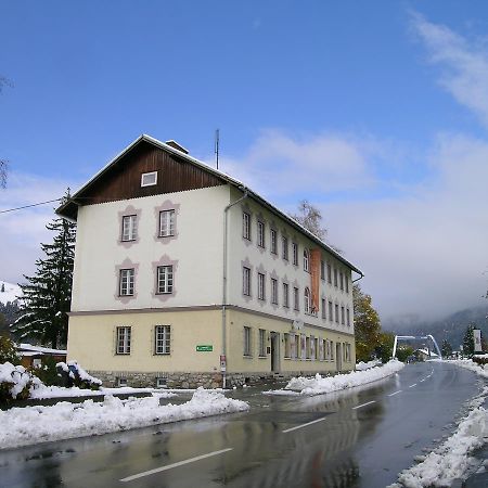 Fit und Fun Sportherberge Kotschach-Mauthen Exterior foto